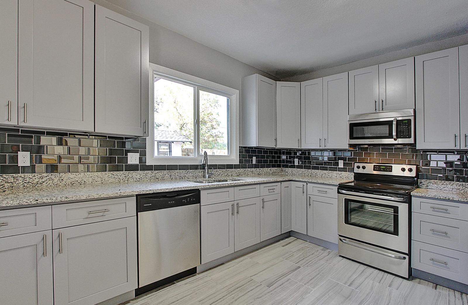 Grey Shaker Cabinet Gallery | Custom Kitchen Cabinets | Stone